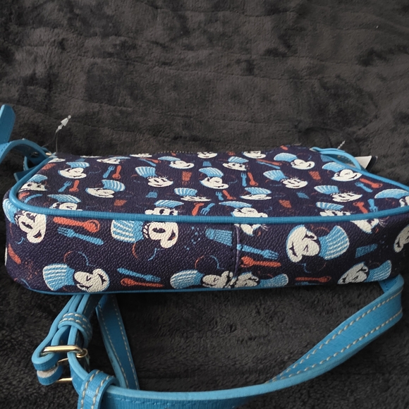 Dooney & Bourke Mickey Mouse Crossbody Bag-NWT NO CALLOUTS - Picture 8 of 8